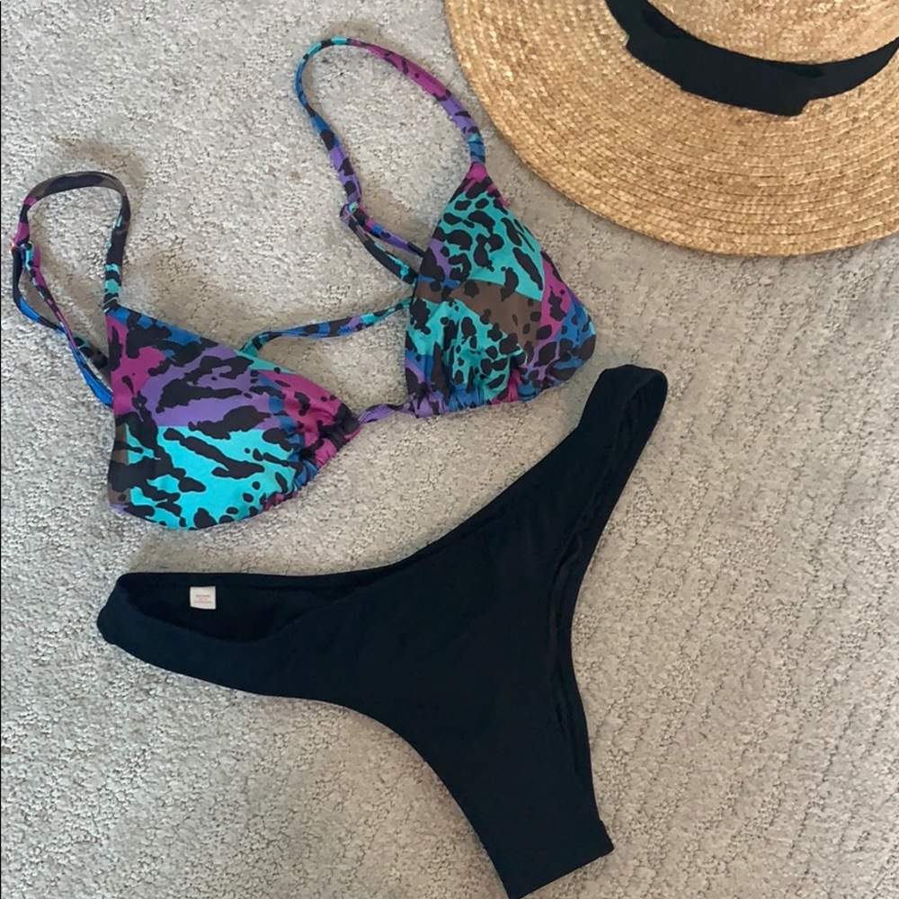 Victoria’s Secret bikini never worn!